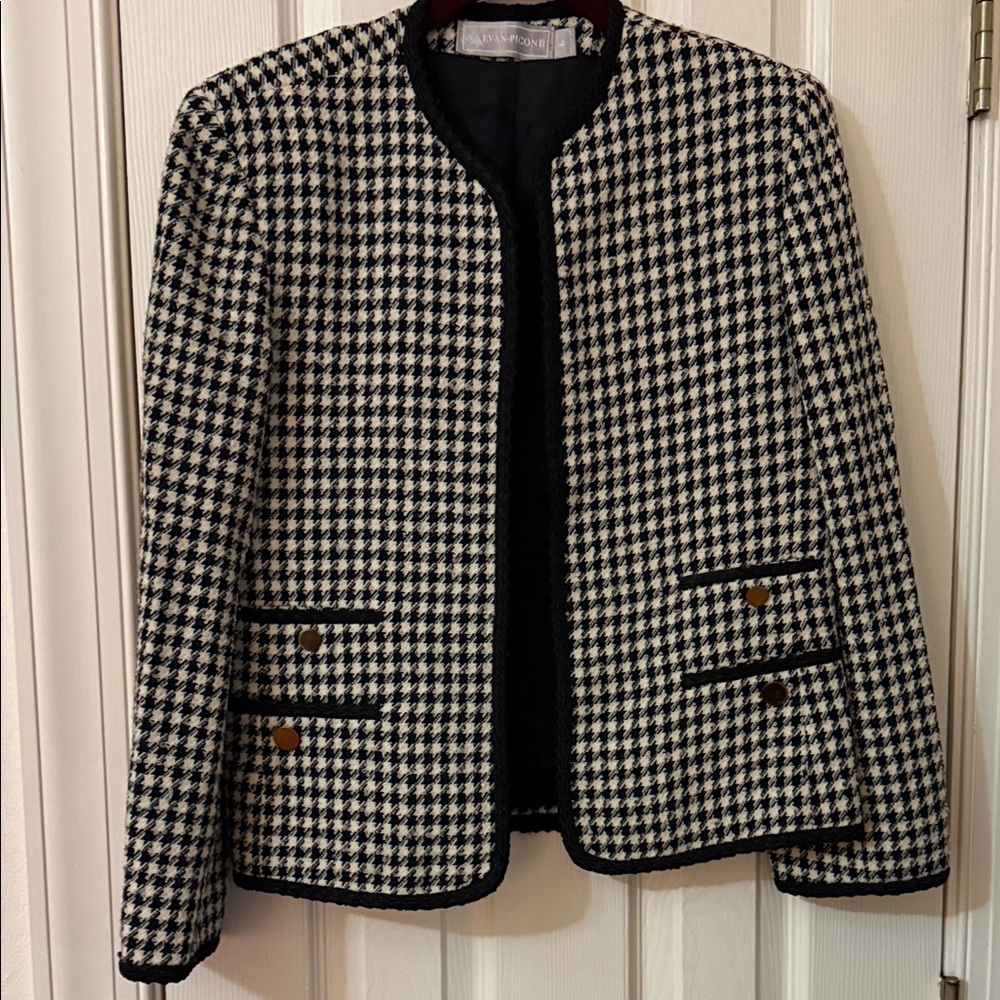 Evan Picone Black and White Blazer